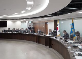 NSC "러, 우크라 침공 강한 유감…즉각 중단 촉구"