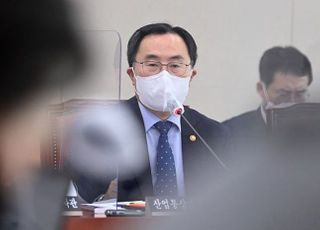 산업장관 "러-우크라 사태에 원자재 다양한 공급선 파악돼 있어"