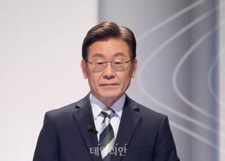 이재명 "징용·위안부 해결책, 韓에 요청말고 日이 찾아내라"