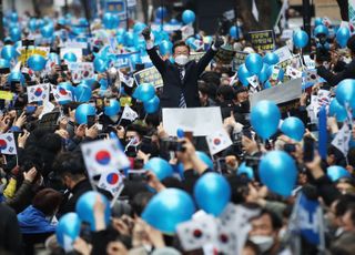 수도권 표심 공략하는 이재명