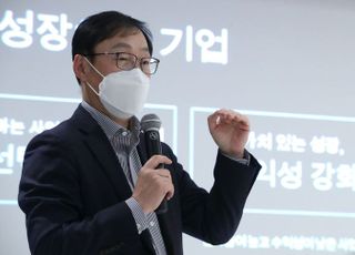 [MWC 2022] KT 구현모, 디지코 선언 2년…글로벌 탈통신 ‘교과서’ 됐다