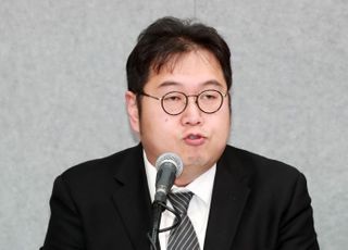 '나꼼수' 김용민 막말 "김건희, 윤에 성상납 의심...이재명 전과, 왜 문제되나?"