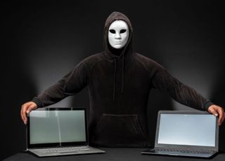 '해커 집단' 어나니머스 "온라인 폭탄 러시아에 쏟아붓겠다"