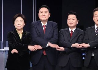 [TV토론] 李 “주가조작 후보 안 돼”...尹 “민주당 집권 연장 재앙”