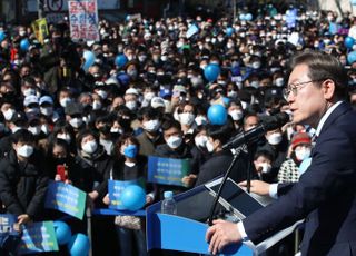 [현장] 서울 '종횡무진' 李, 부동산 사과·댄스·인물론으로 부동층에 지지 호소