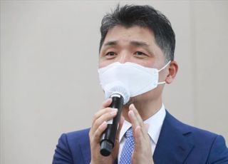 김범수 카카오 의장, 강원·경북 산불 피해복구에 10억 상당 주식 기부