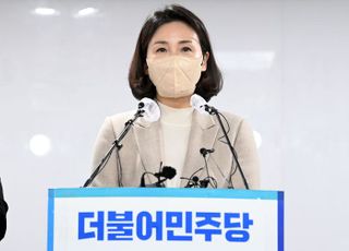 김혜경, 9일 성남 수내동 초림초서 '한 표' 행사