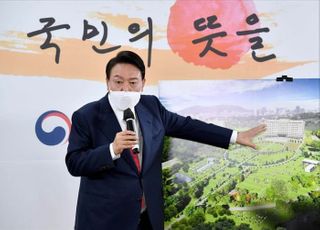 오세훈, 당선인에 용산개발 '고도제한' 신중론 전달…尹 "추가규제 없다"