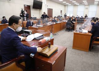 기초의원 선거구제 논란 '다당제 vs 지역밀착성' 여야 평행선