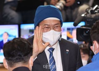 송영길 "정치보복 악순환 막는 버팀돌 되겠다"...당 일각 '서울시장 출마해야'