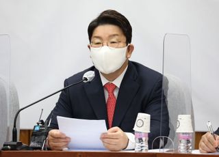 권성동 "尹, 한동훈 일찍 내정...칼 뺏고 펜을 준 것"