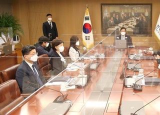 주상영 “금통위, 만장일치로 기준금리 0.25%P 인상”