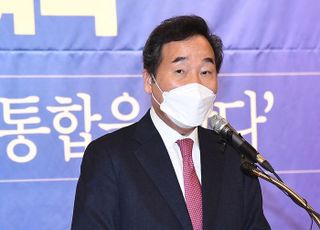 '오세훈 대항마'로 이낙연 급부상…일각서 "추대시 응할 의무 있다"