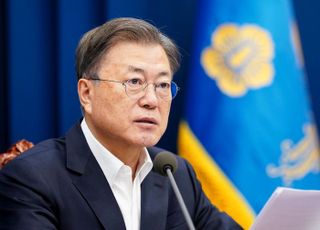 靑, 北 미사일 발사 하루 뒤 NSC 소집…文 "철저하게 관리하라"