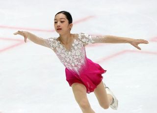 ‘김연아 이후 처음’ 신지아, 16년 만의 세계선수권주니어 메달!