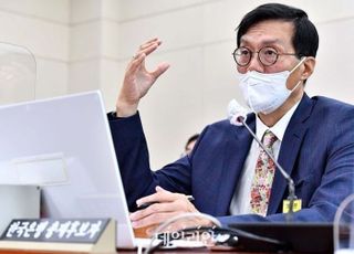 무디스 “한국 재정적자 지속”…또 시작된 증세 공방