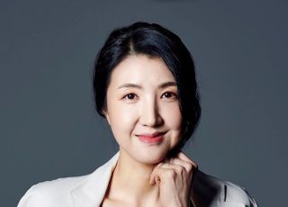 김남이, 디에이와이 엔터와 전속계약…이덕화와 한솥밥