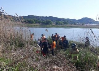 전남 나주서 레저용 경비행기 추락…1명 숨지고 1명 중상