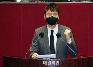 김웅 "공수처, 고발사주 불기소 이유서에서 거짓말"…법적 대응 예고