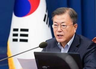 문대통령 "부처님 오신 날 봉축...치유와 희망의 봄 기원"