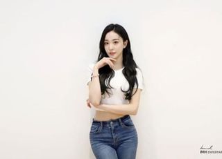 소나무 출신 나현, 홍진영 소속사와 전속계약…걸그룹 합류 여부 관심