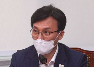 민주 "취임식·박완주 리스크로 지지율 벌어져…'盧 추도식' 기점으로 지지자들 일어날 것"