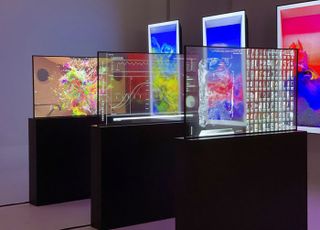 NFT작품과 만난 LGD '투명 OLED', 경매서 80억에 낙찰