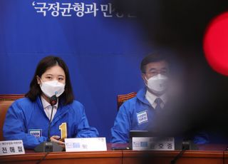박지현 "586 정치인 용퇴해야…수도권 후보 대국민사과 제안"