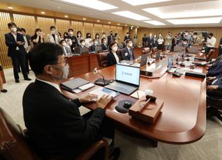 기준금리 인상될까? 이창용 한국은행 총재 첫 금통위 본회의 주재