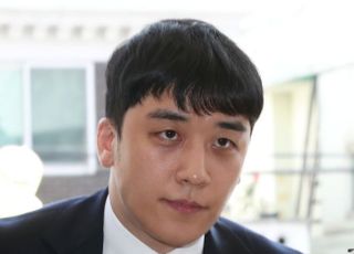 [주간 대중문화 이슈] 승리 징역 1년 6개월 확정 / 뷔·제니 열애설 / 방탄소년단 백악관 초청