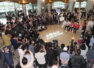 지방선거 최대변수로 부상한 김포공항 이전 논란, 국민의힘 총력 공동대응 