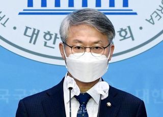 '처럼회' 민형배 "이재명, 여기서 멈추면 넘어져…당 대표 맡아야"