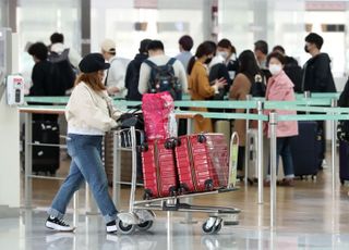 오늘부터 인천공항 24시간 문 연다…항공사들도 '비상' 준비