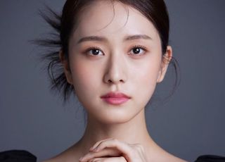 신인 뮤지컬 배우 유소리, EMK엔터테인먼트 영입…카이·김소향과 한솥밥