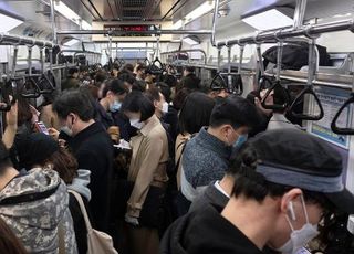 출근길 1호선 용산~남영역 사상 사고…한시간 만에 ‘정상운행’ [종합]