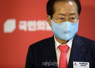 홍준표 '한상혁·전현희'에 "정무적 임기 내세운 자리 보존은 기득권 고수"