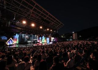 “3년 만에 야외 공연”…‘제16회 DIMF’, 시민들 환호 속 개막