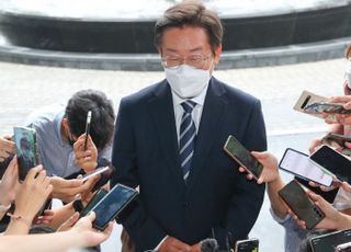 이재명측 "두산 신사옥은 기업 유치 활동"…특혜 의혹 부인