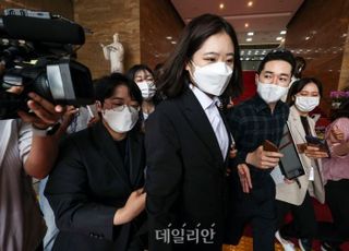 박지현 "어대명 선거 민주당 몰락의 신호탄…국민의 44% 저의 출마 지지"