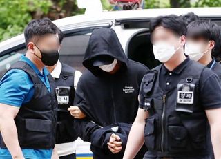 '인하대 여대생 사망' 가해자 영장심사 출석…"피해자에게 죄송"