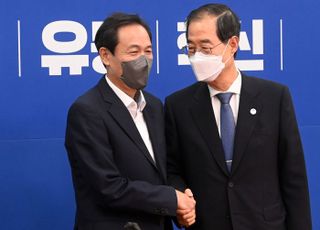 우상호, 한덕수 만나 "야당 공격 자제해야 협력 명분 있다"