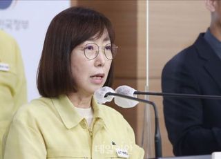 방역당국 "코로나 재유행 8월 중 정점 올 것…15만명 예상"
