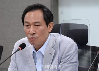 우상호 "尹정부 경제 위기대응 조금 미흡…대미·대일 의존 우려"