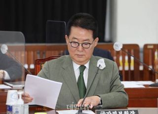 박지원 "지지율 하락, 윤대통령 본인과 김건희 때문…밉상 된 것"