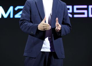 메타버스를 민주사회로…컴투버스 “이용자에게 시민권 부여”