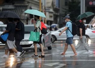 [내일날씨] 태풍 ‘힌남노’ 간접 영향…제주도·남해안 폭우 최대 300mm