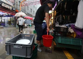 “추석 대목에 역대급 태풍”…외식업계, ‘겹악재’ 어쩌나