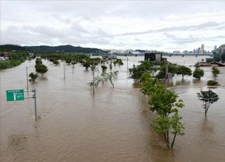 [태풍 힌남노] 軍, 구조·복구 지원…상륙장갑차 동원