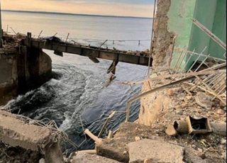 러시아, 젤렌스키 고향 폭격…65만 도시 댐 터져 주민 긴급대피