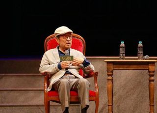 [D:인터뷰] “연극은 내 소명”…신구의 60년 무대 인생